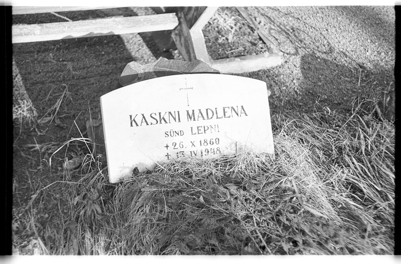 Käsmu kalmistu, Madlena Kaskni (1860-1948) hauatähis