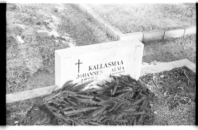 Käsmu kalmistu, Johannes Kallasmaa (1892-1961), Alma Kallasmaa (1895-) hauatähis