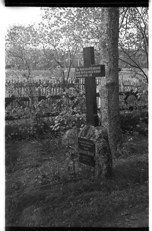 Käsmu kalmistu, kapten Alexander Männik (1878-1918) hauatähis