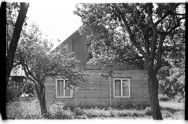 Elamu, Tõugu (Lahemaa), Mikurahva (Uustalu) talu
