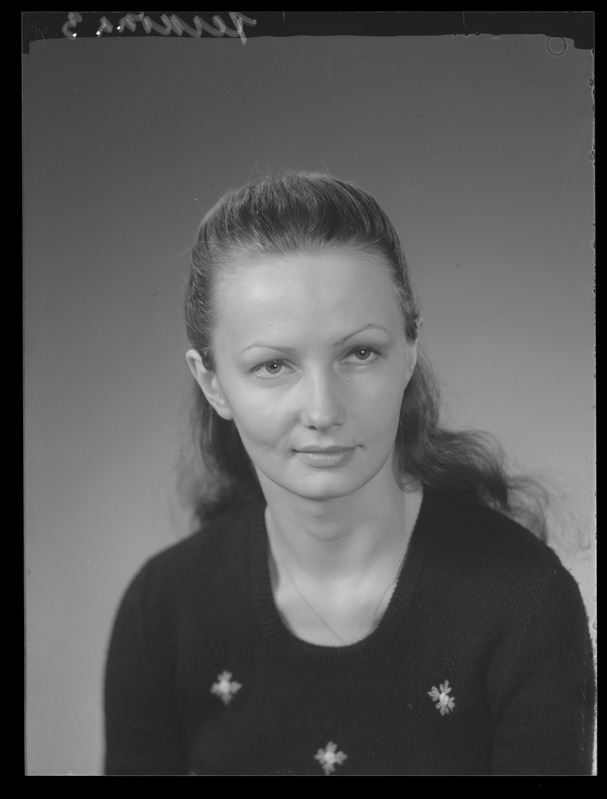 Estonia baleriin Elita Erkina, portree