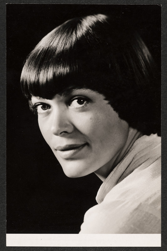 Näitleja Elle Kull, portree