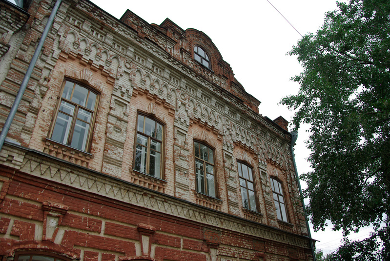 Sarapul. Komarovi maja, hiljem Rõlovi maja. Gorki tänav 4