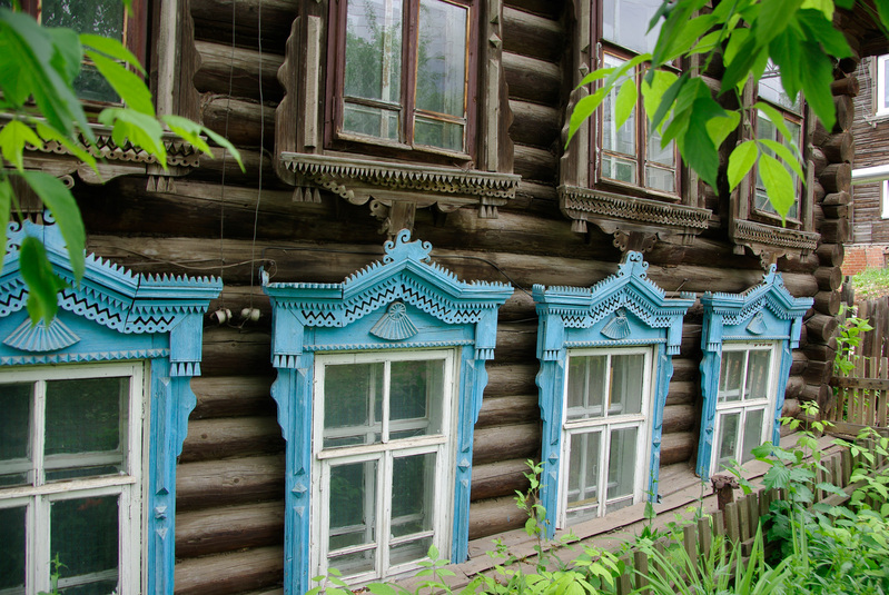 Sarapul. Aknad Raskolnikovi tänaval