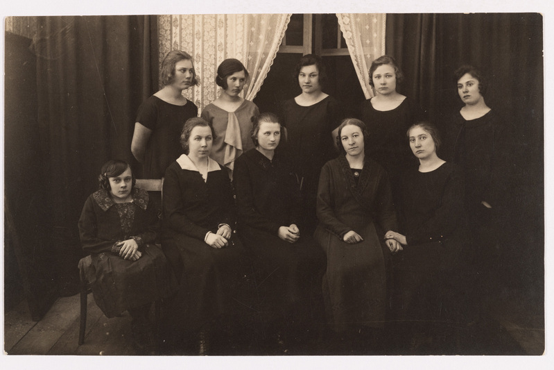 Käsitöökursusest osavõtjad Põltsamaal