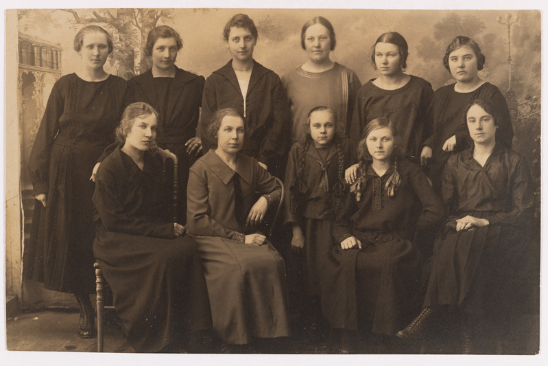 Käsitöökursusest osavõtjad Põltsamaal