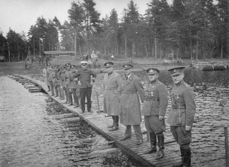 Major Eduard Gustav Reissaar (1899-1989) jt. sõjaväelased