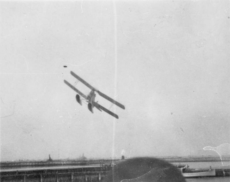 Lennuk EV lennuväe "lennushow`l"