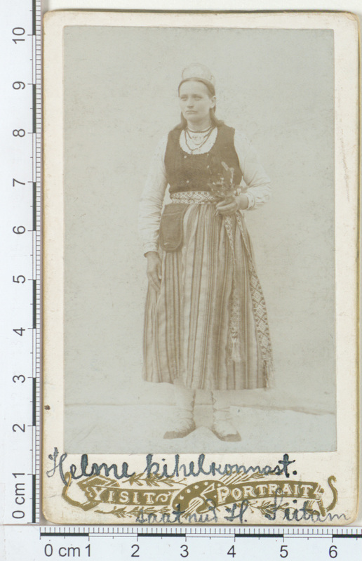 Ruut Loovite - Koorküla kooliõpetaja tütar Helme khk