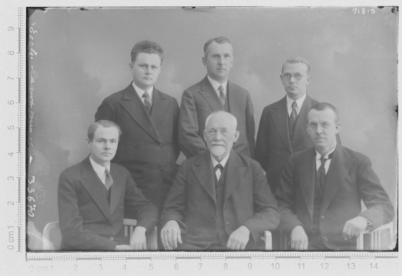 Sihtasutus ERMi Valitsus: professor Henrik Koppel, J. Lang, professor Harri Moora, direktor Ferdinand Leinbock, E. Lindsi ja Gustav Ränk