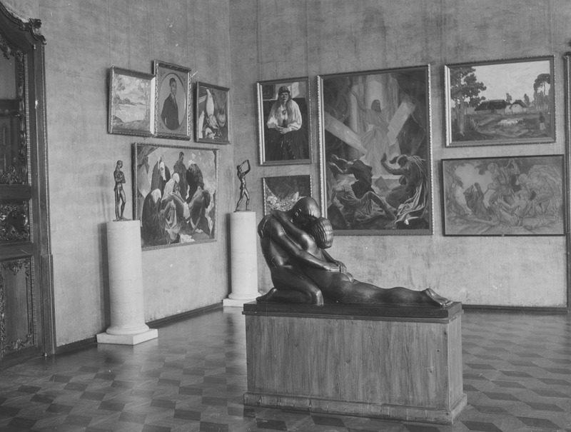 ERMi kollane marmorsaal Eesti kunstiga