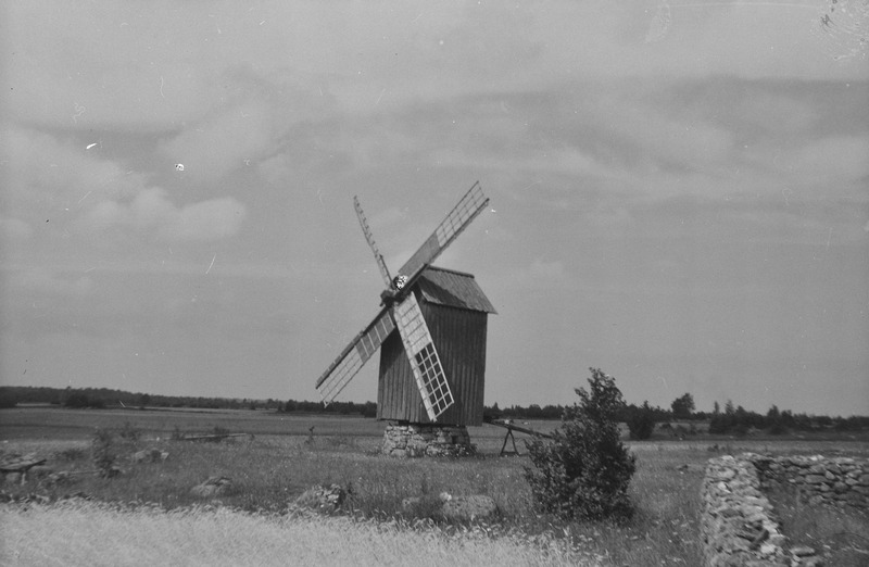 Tuulik Mihkli t, Pärase k, Muhu