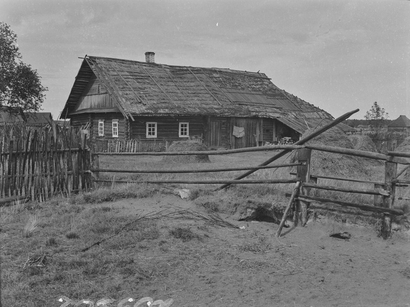 Õlgkatusega elamu, Jõepära k