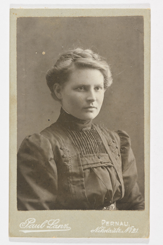 Naise rõivastus 1911. aastal
