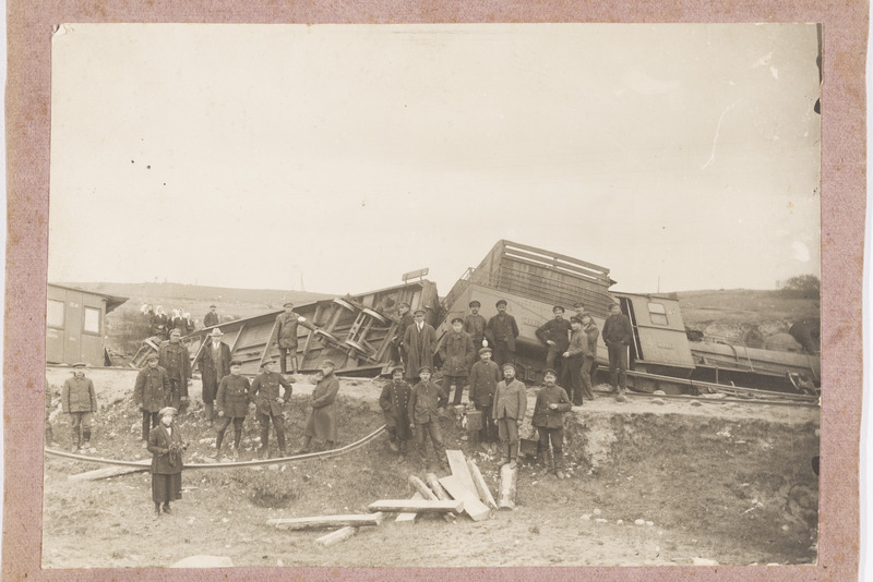 Rongiõnnetus Pärnu-Tallinn kitsarööpalisel raudteel Abja ja Halliste vahel 4. mail 1921. aastal