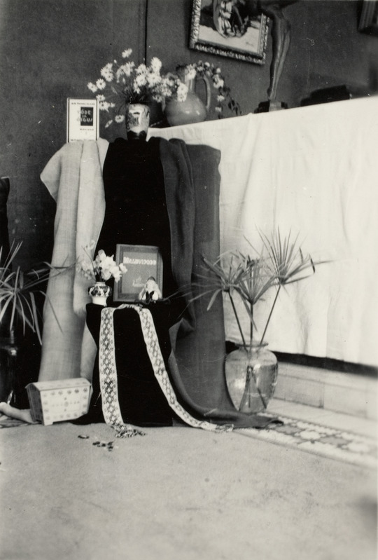 Peetside ja Taageperade koduse iseseisvuspäeva aktuse nurk, Maroko, Marrakech, 24.02.1952.