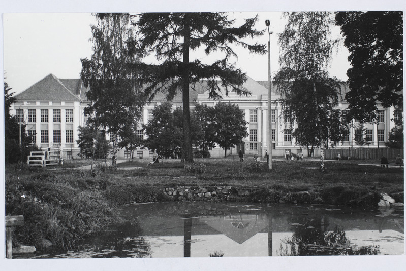 Tartu, Vanemuise 46.