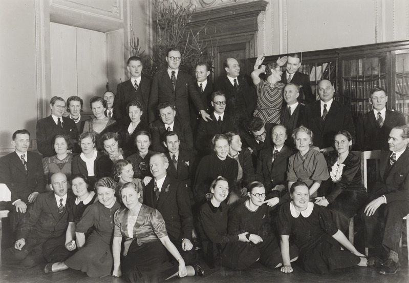 ERM-i pere ühisel jõulupeol 1938. aastal Aia tänava majas (hiljem RiKiMu).