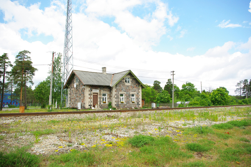 Männiku raudteejaam