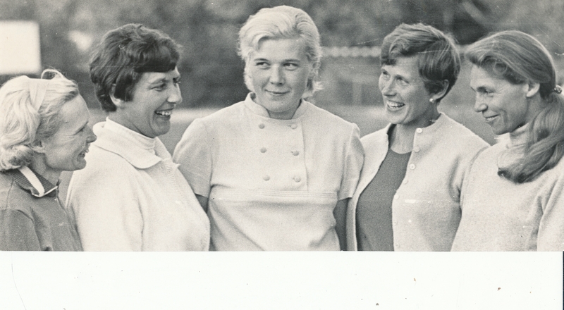 Pärnu naiskergejõustiklaste päeva osavõtjad 1970
