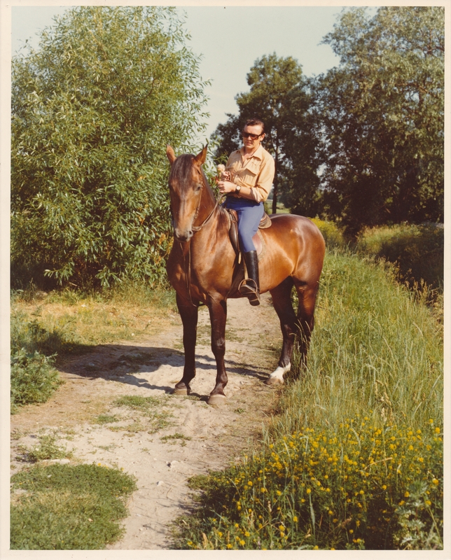 Ratsutaja Jüri Villemson hobusel Lafett