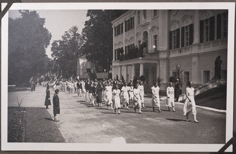 Võimlejad Eesti Mängude? avadefileel 1934