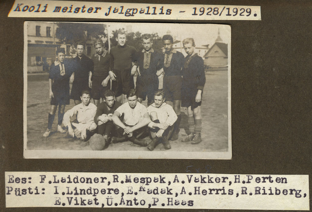 Jakob Westholmi Erahumanitaargümnaasiumi jalgpallurid