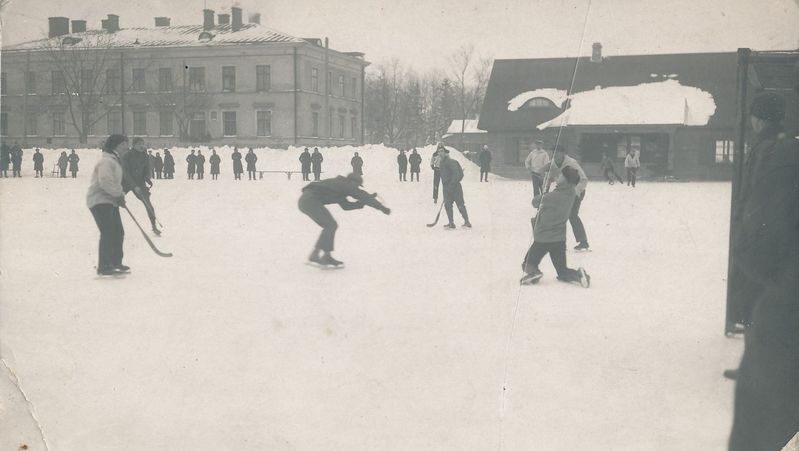 Jääpallimäng Tallinnas