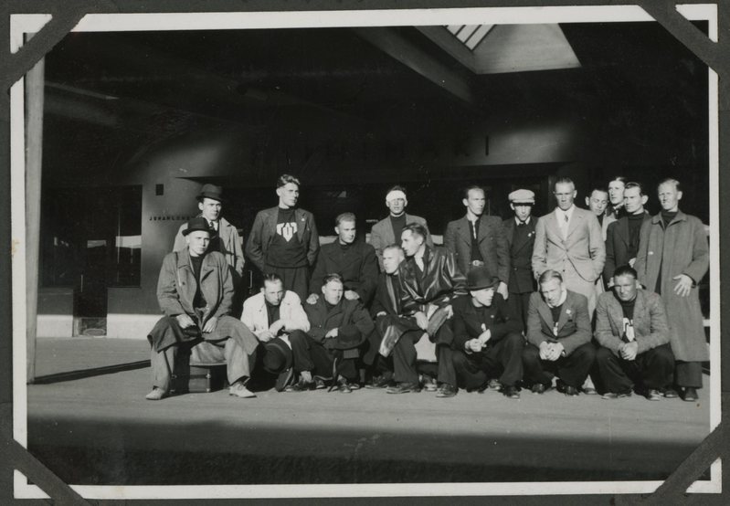 Eesti Töölisspordi Liidu jalgpallimeeskond Riihimäki rongijaamas