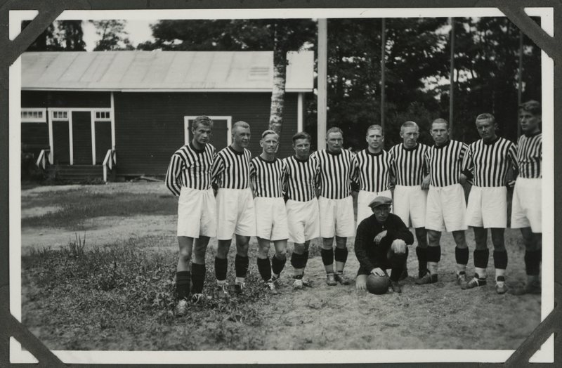 Tallinna Töölisspordi Ühingu jalgpallimeeskond Soomes Kotkas