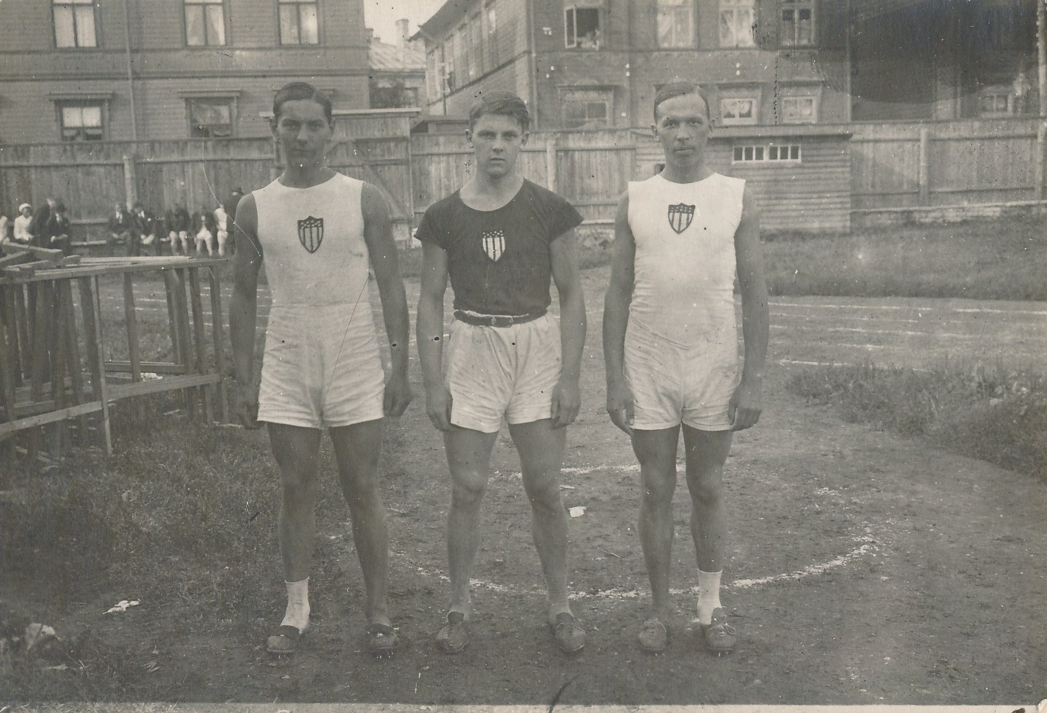 Eesti II kergejõustikuesivõistluste medalivõitjad teivashüppes