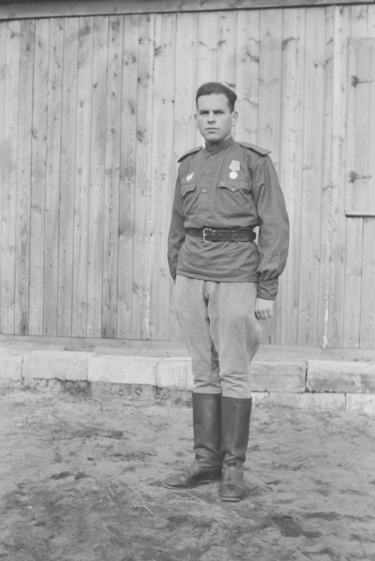 Sõdur mundris, portree