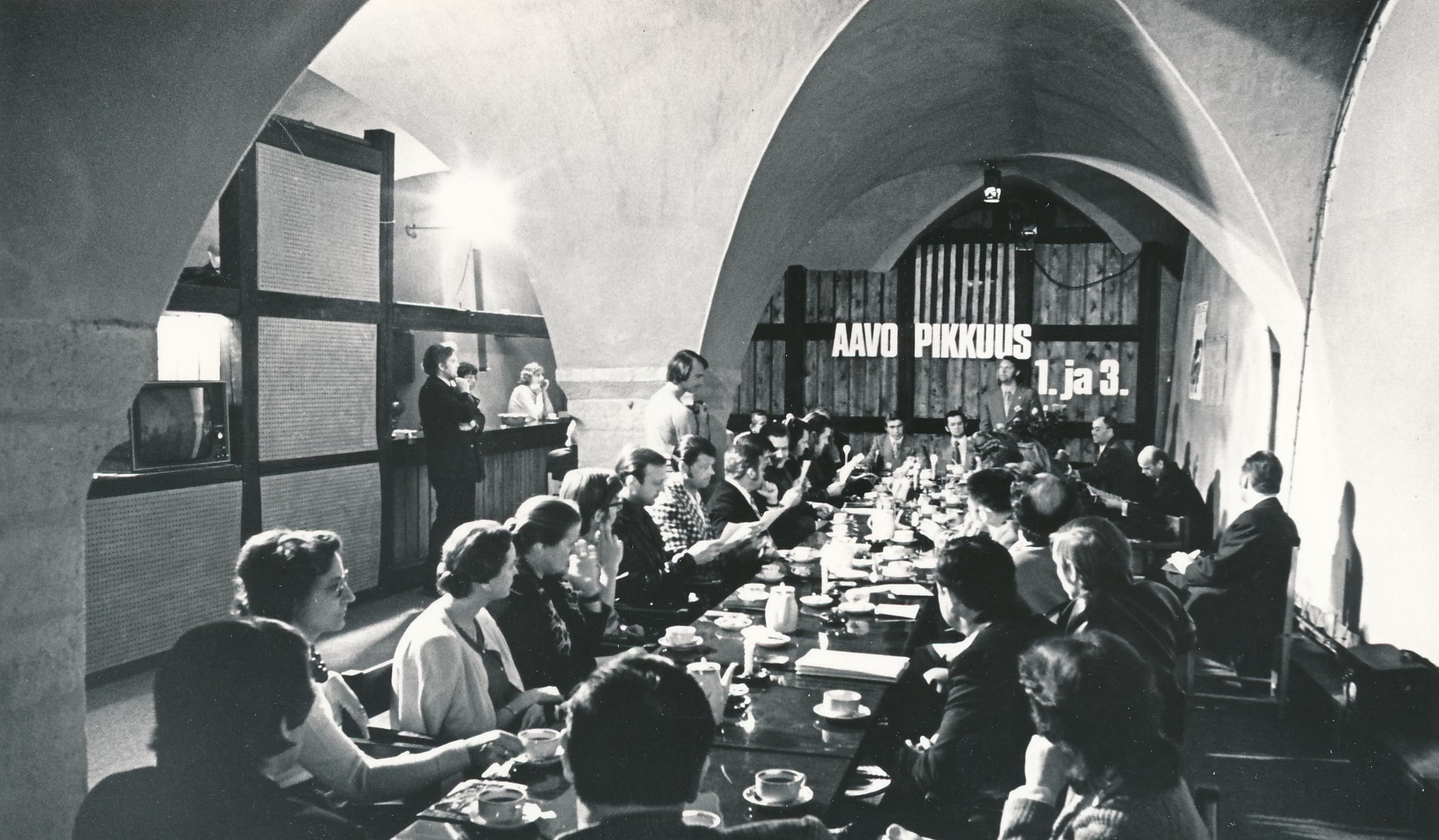 Jalgrattur Aavo Pikkuusi pressikonverents pärast 28. rahutuuri