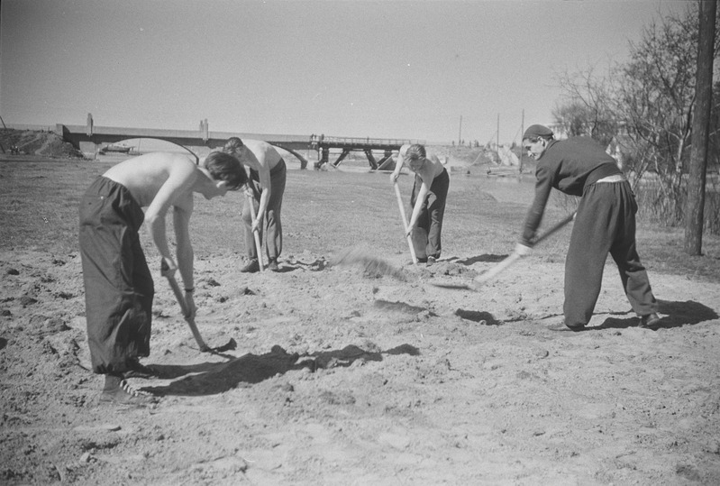 Kalevi jahtklubi ehituse algus 1947