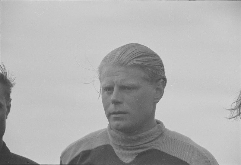Kümnevõistleja Heino Lipp, portree