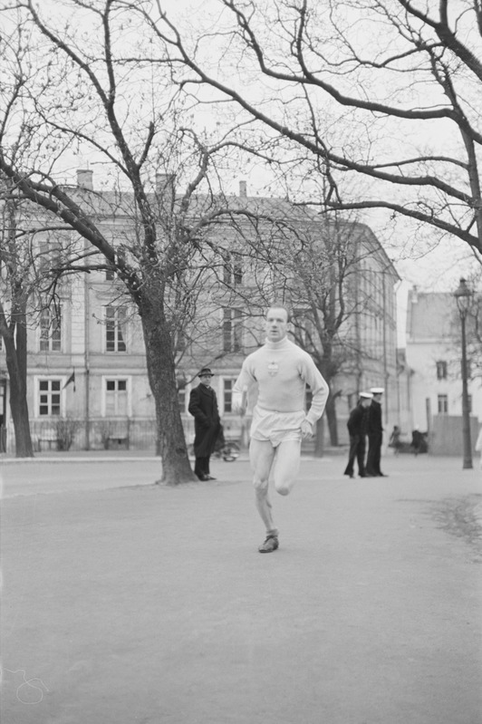 Aleksander Tšikin teatejooksuvõistlusel