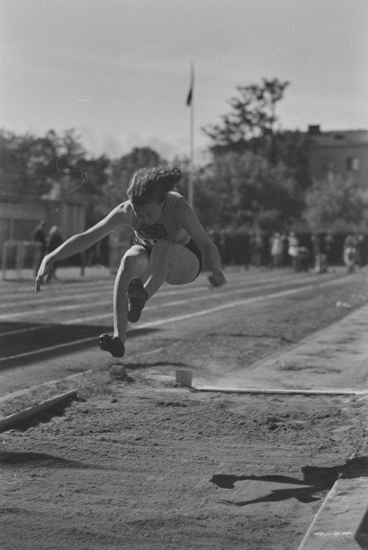 Eesti koolinoorte meistrivõistlused kergejõustikus 1950