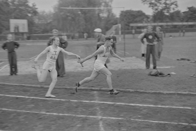 Eesti koolinoorte meistrivõistlused kergejõustikus 1949