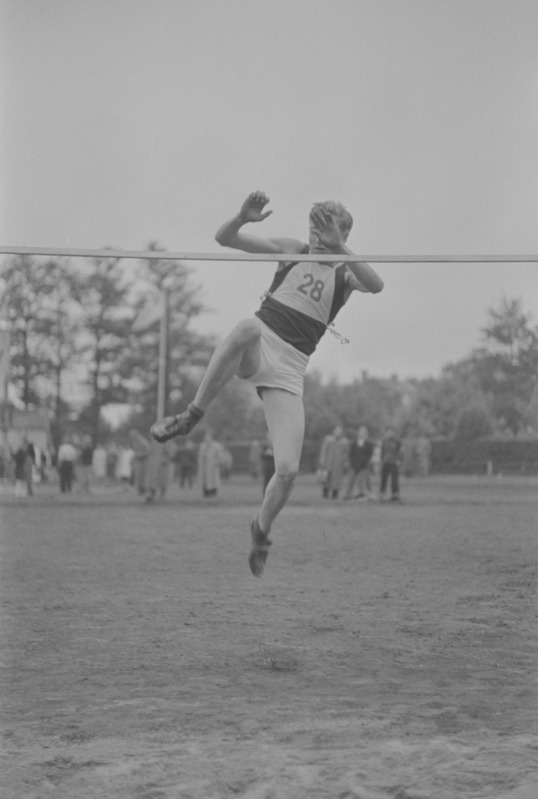 Eesti koolinoorte meistrivõistlused kergejõustikus 1949