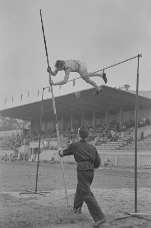 Eesti koolinoorte meistrivõistlused kergejõustikus 1949