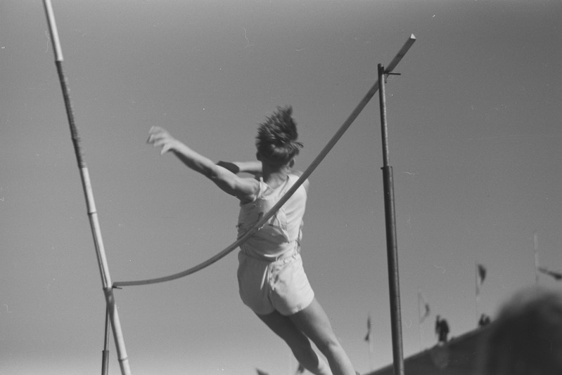 Eesti koolinoorte meistrivõistlused kergejõustikus 1949