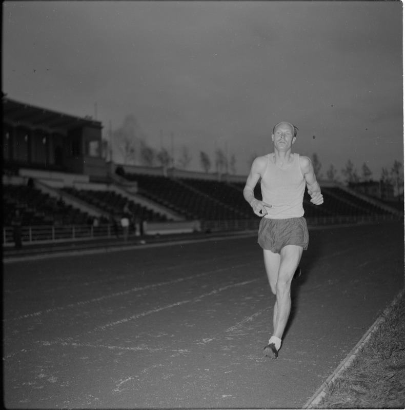 Kergejõustikuvõistlus