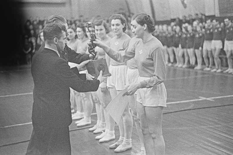NSVL 8 linna turniir võrkpallis 1951