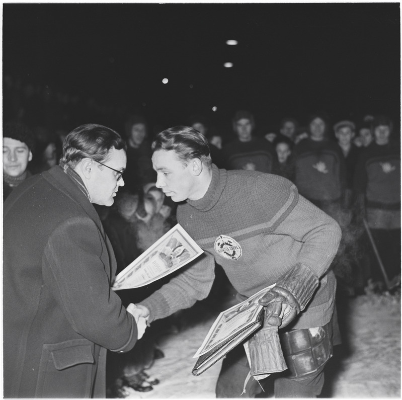 Eesti meistrivõistlused jäähokis 1956