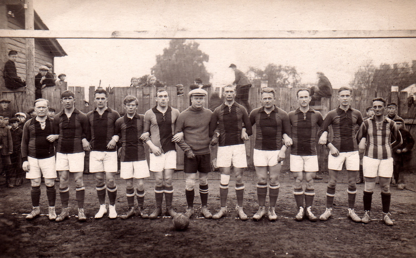 Sporditegelaste-aktivistide jalgpallimeeskond 1923