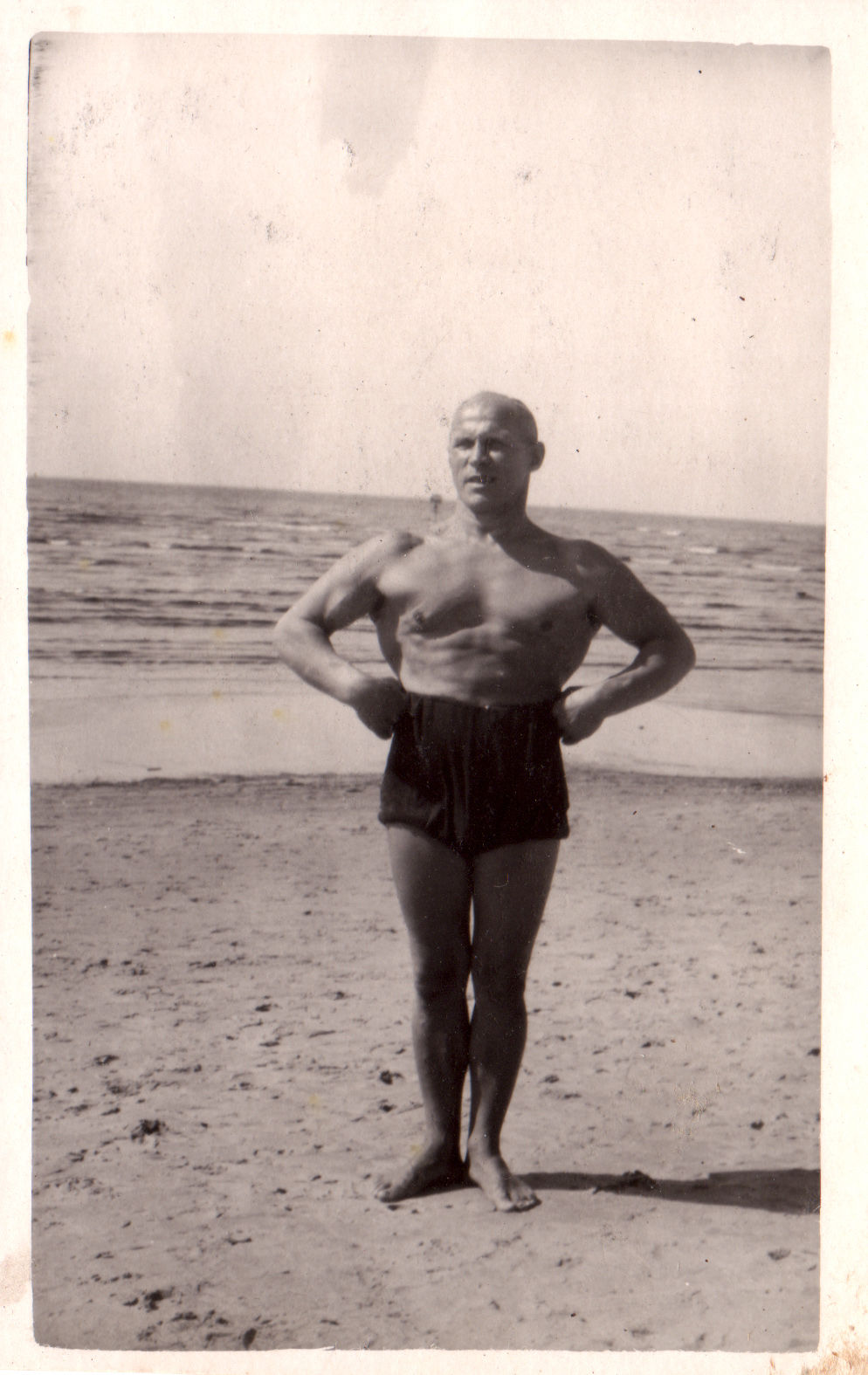 Tsirkuseartist Nikolai Matvejev suvitamas