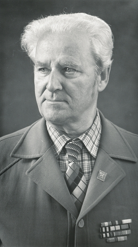 Sporditegelase ja Eesti NSV teenelise kultuuritegelase Nikolai Vanaselja portree.