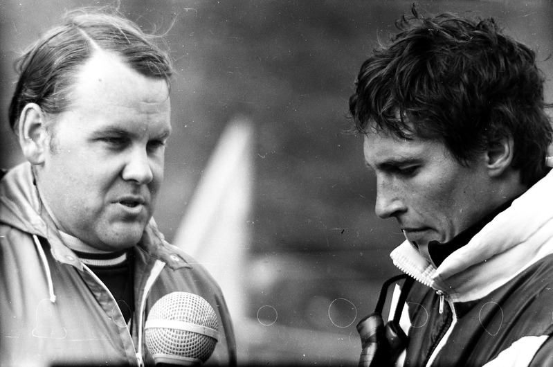 Suusakahevõistleja Fjodor Koltšin andmas intervjuud