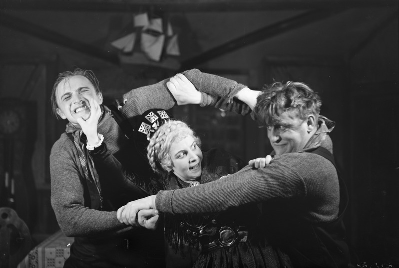 Punane aluskuub, Eesti Draamateater, 1939