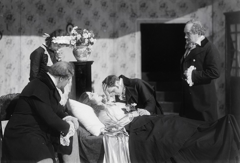 foto, Parikas, Traviata, Estonia, 1932, Violetta – Ida Loo ehk Ida Loo-Talvari, Alfredo – Aarne Viisimaa ehk Arnold Visman